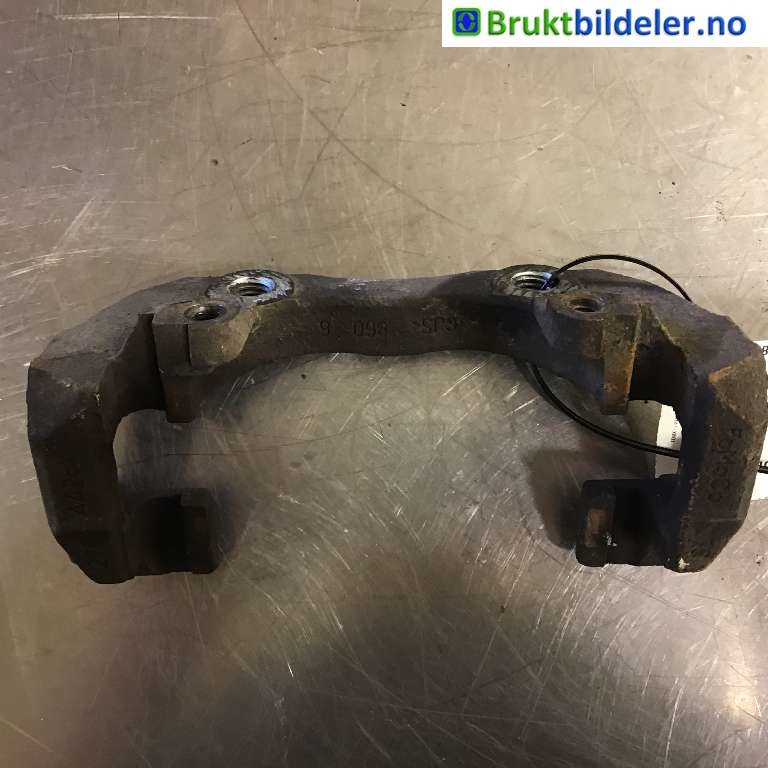 Bremsecaliper brakett til Ford Focus 2014-2018 (Type III, Fase 2)  (FORD|AV61-2B135-CB|)