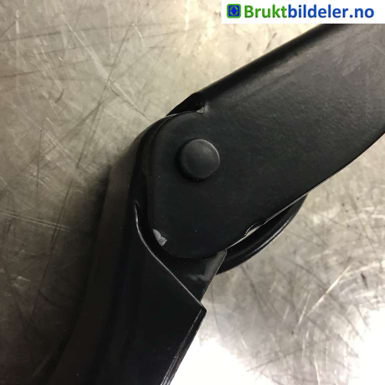Viskerarmer frontrute til Ford Focus 2014-2018 (Type III, Fase 2)  (FORD|BM51-17526-BC|97036203)