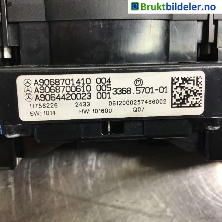 Bryter nødblink til Mercedes Sprinter 2013-2018 (Fase 2) (906) (906) (MERCEDES|A9068701410|3368570101|)