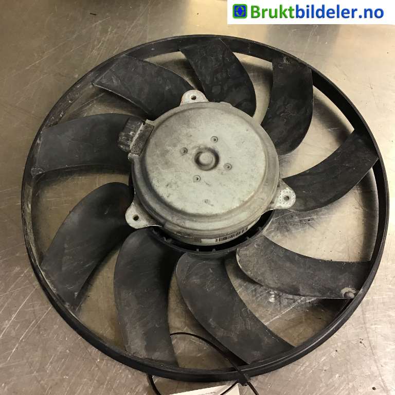 Aircondition diverse til Mercedes Sprinter, 2013-2018 (Fase 2) (906) (906) (MERCEDES|A 906 500 04 93)