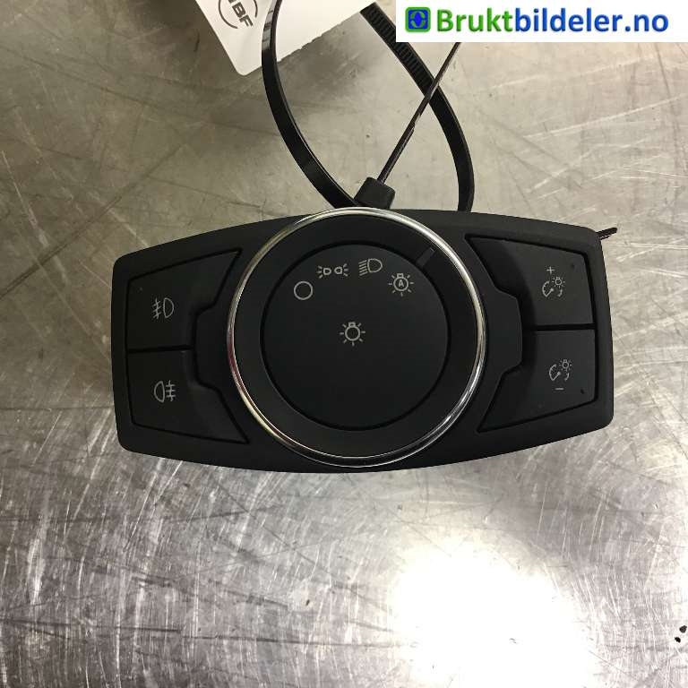 Bryter lys til Ford Mondeo 2014-2019 (Type V, Fase 1) (FORD|DG9T-13D061-FEW|)