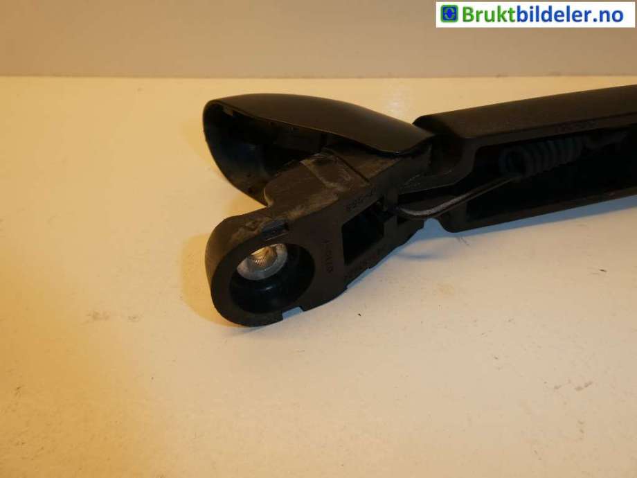 Viskerarm bakrute til Mazda 2 2011-2014 (Type II, Fase 2)  (MAZDA|D651-67-421|)