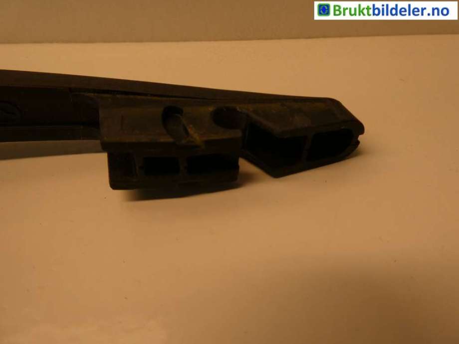 Viskerarm bakrute til Mazda 2 2011-2014 (Type II, Fase 2)  (MAZDA|D651-67-421|)