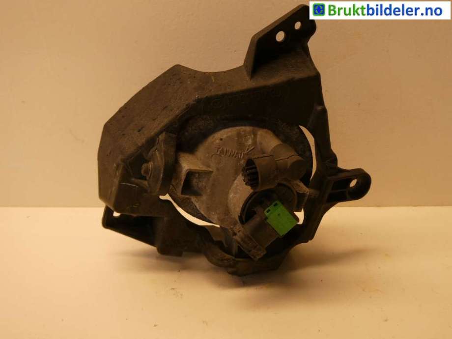 Tåkelykt høyre foran til Mazda 2 2011-2014 (Type II, Fase 2)  (MAZDA|DR6151680A||DR61-51680)