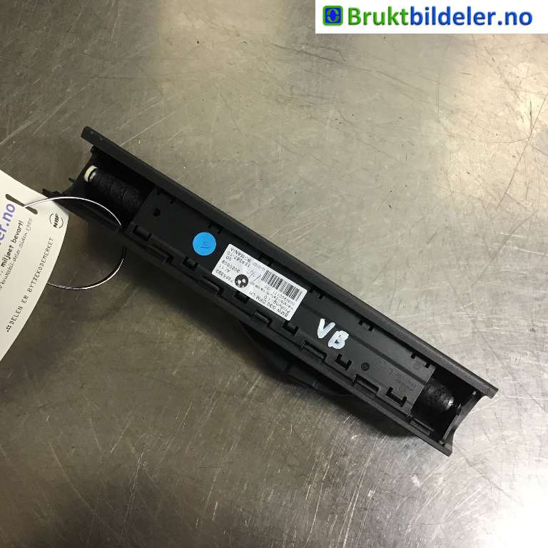 Innredning pakke til BMW 5-Serie 2017-->> (G30/G31) (G30/G31) (BMW|51 35 7 385 393|)