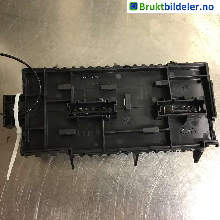 Sikringsboks til Mercedes B-Klasse 2011-2018 (W246) (W246) (MERCEDES|A 246 906 00 93|)