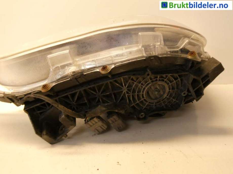 Frontlykt venstre halogen til Mitsubishi ASX 2010-2019  (MITSUBISHI|8301B587|)