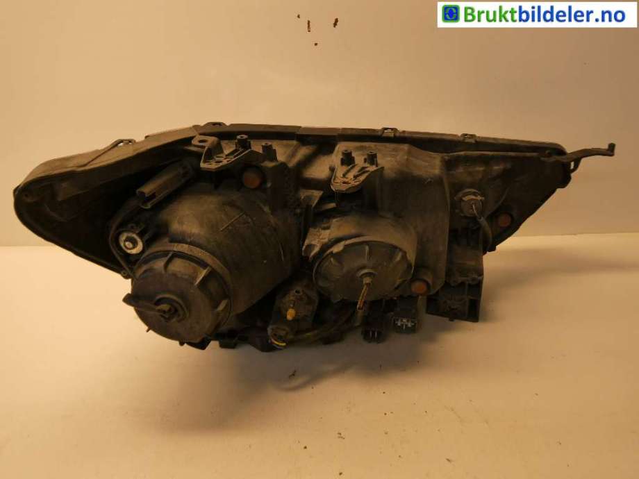 Frontlykt venstre halogen til Mitsubishi ASX 2010-2019  (MITSUBISHI|8301B587|)