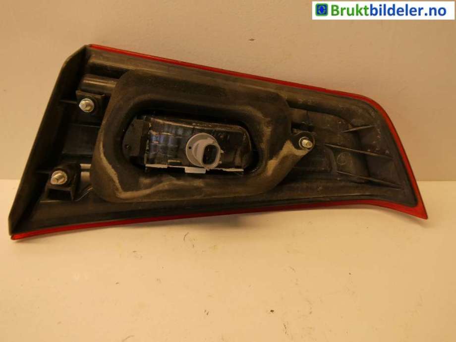 Baklykt venstre indre til Mitsubishi ASX 2010-2019  (MITSUBISHI|8336A087|)
