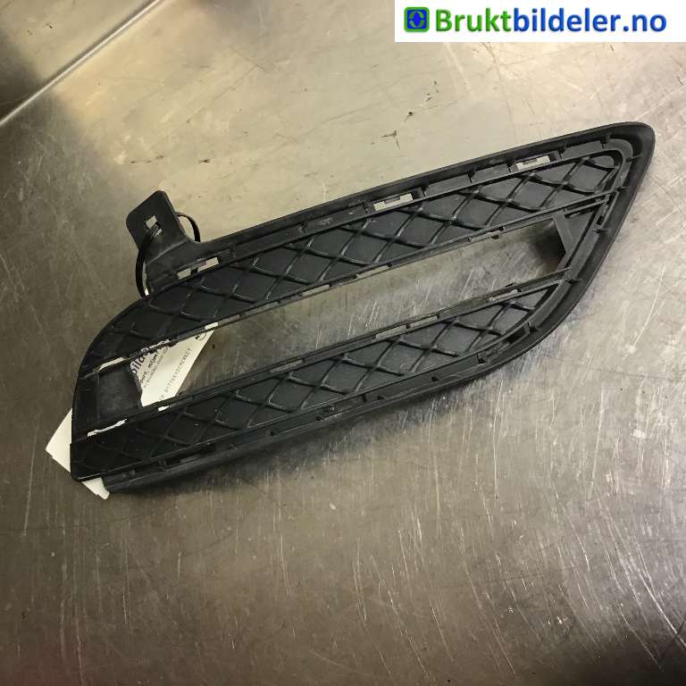 Frontlyktering høyre til Mercedes B-Klasse, 2011-2018 (W246) (W246) (MERCEDES|A 246 885 07 22)