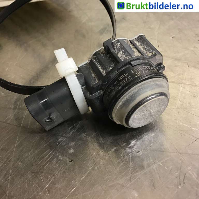 Parkeringssensor foran til Mercedes B-Klasse 2011-2018 (W246) (W246) (MERCEDES|A 000 905 02 42|0 2 630 130 53|)