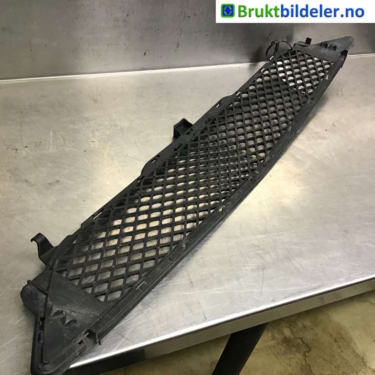 Diverse deler til Mercedes B-Klasse 2011-2018 (W246) (W246) (MERCEDES|A 246 885 11 22|)