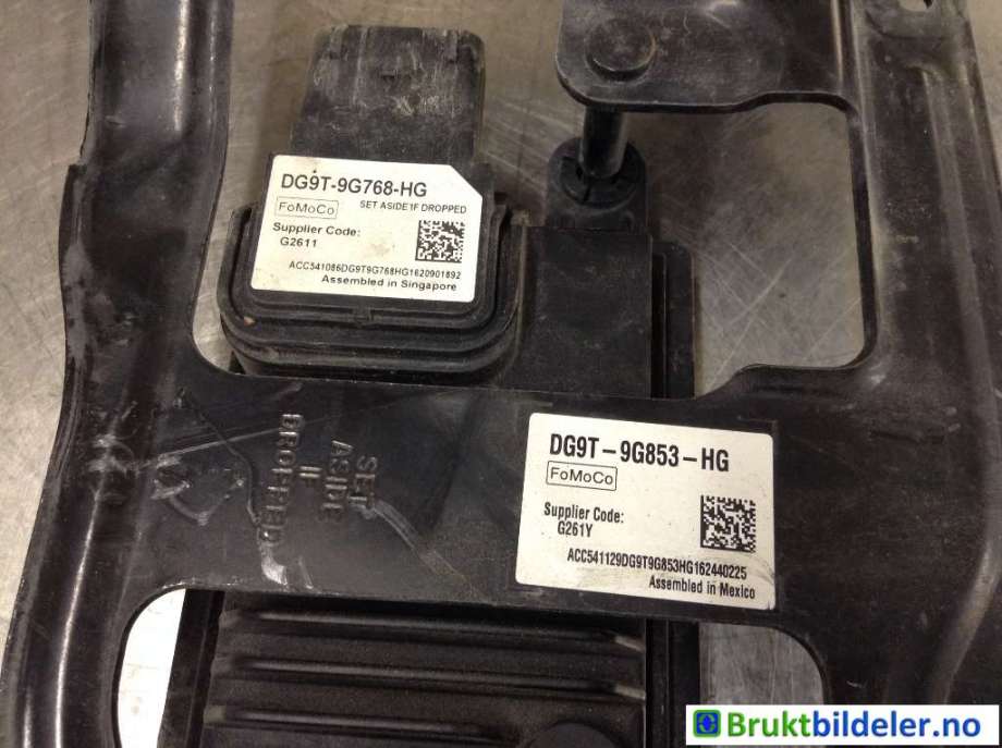 Sensor radar til Ford Mondeo 2014-2019 (Type V, Fase 1) (FORD|DG9T-9G768-HG||DG9T-9G853-HG)