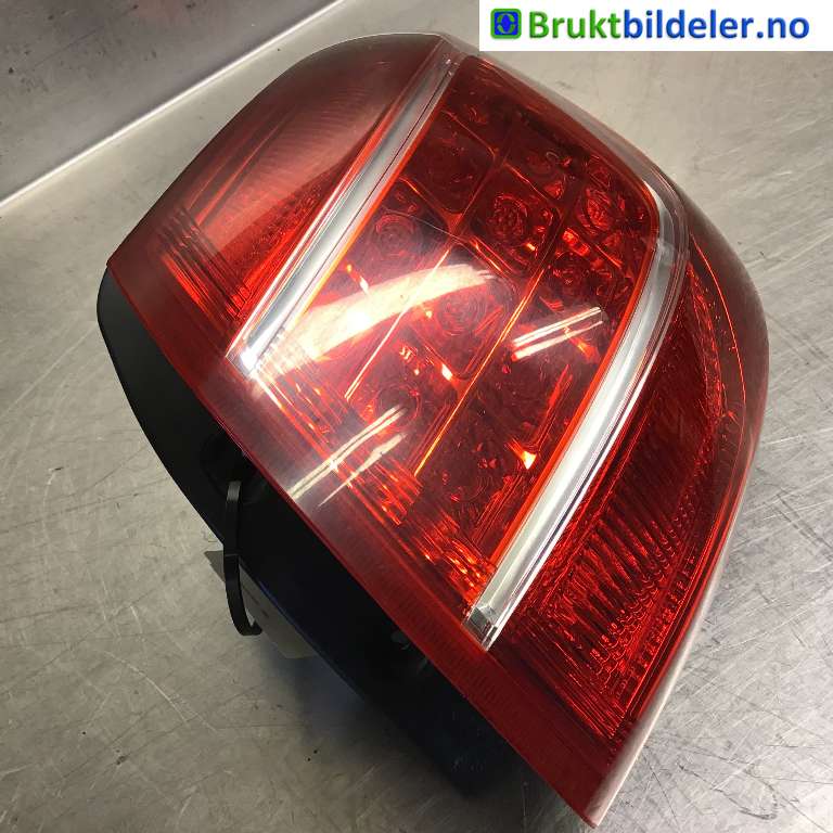 Baklykt høyre til Kia Sportage 2010-2016 (Type III)  (KIA|92402-3W010|)