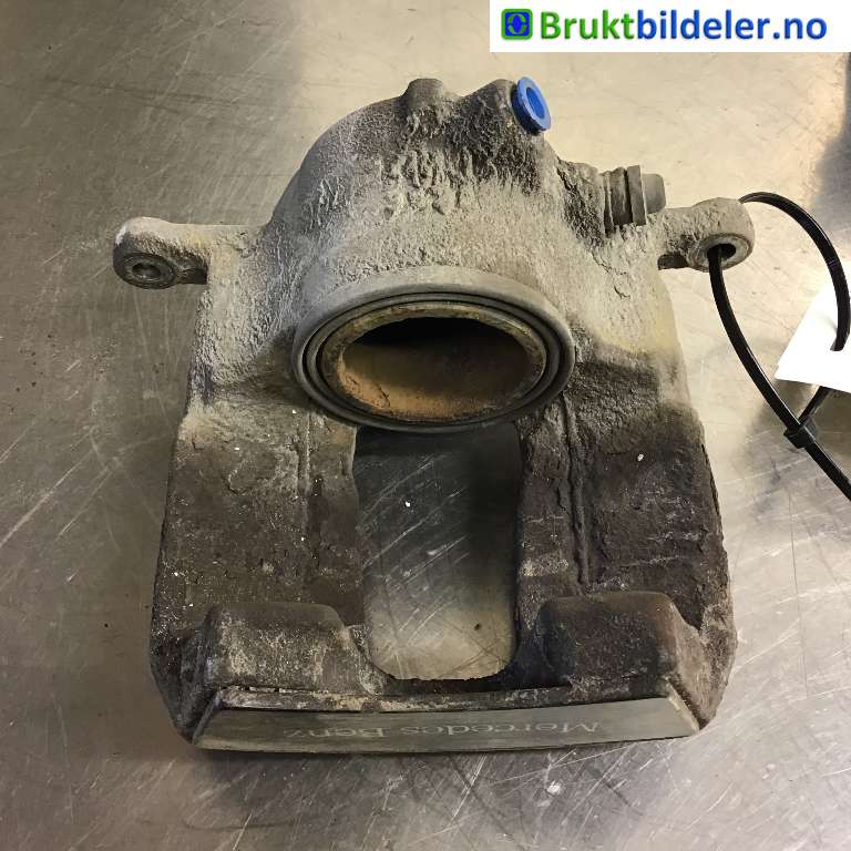 Bremsecaliper høyre foran til Mercedes B-Klasse, 2011-2018 (W246) (W246) (MERCEDES|A 000 421 70 81)