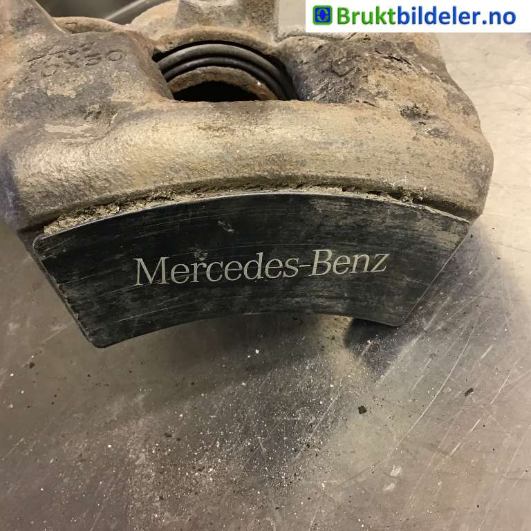 Bremsecaliper høyre foran til Mercedes B-Klasse 2011-2018 (W246) (W246) (MERCEDES|A 000 421 70 81|)