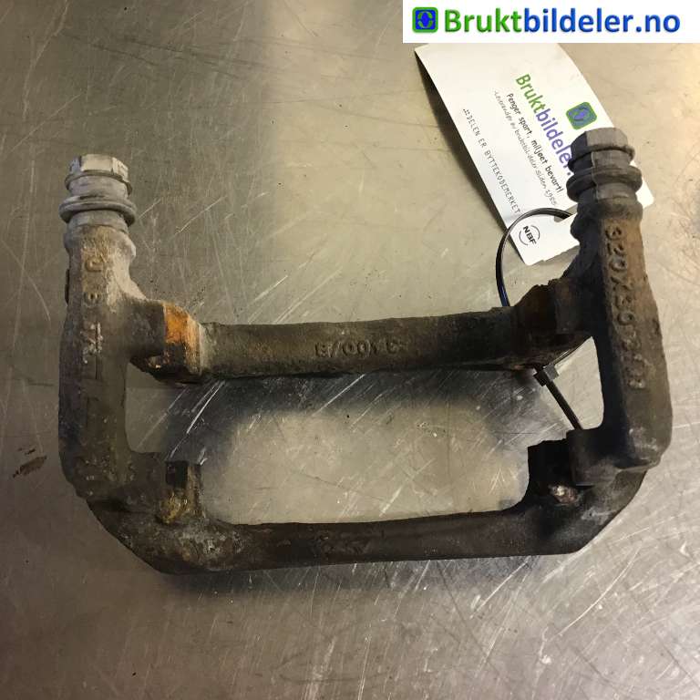 Bremsecaliper brakett til Mercedes B-Klasse 2011-2018 (W246) (W246) (MERCEDES|A 000 421 56 06|)