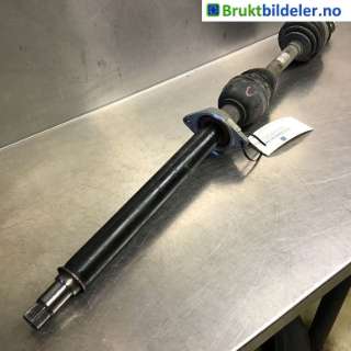 Drivaksel høyre foran til Mercedes B-Klasse,  (W246) (MERCEDES|A 242 330 02 00|A 246 360 02 74)
