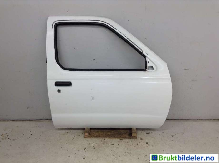 Dør høyre 2dørs til Nissan King Cab, 2002-2011 (Fase 2) (D22/NP300) (D22/NP300) (NISSAN|H0100VK9MM)