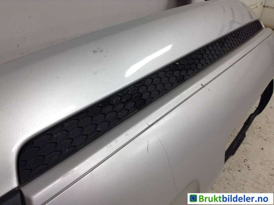 Støtfanger bak til VW Golf, Plus/Cross 2005-2009 (Fase 1)  (VOLKSWAGEN|5M0 807 421 B||5M0 807 149 A)