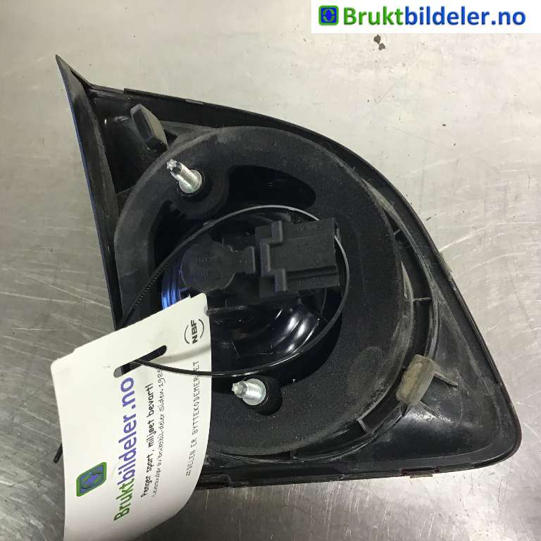 Baklykt høyre indre til VW Golf, Plus/Cross 2005-2009 (Fase 1)  (VOLKSWAGEN|5M0 945 094 S|)