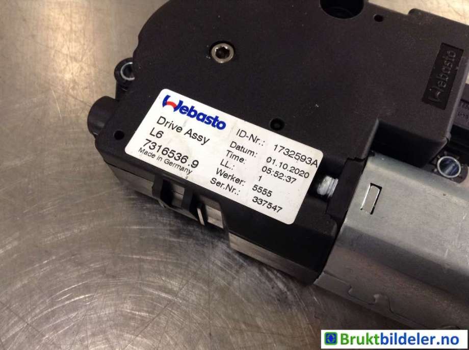 Takluke motor til BMW 5-Serie 2017-->> (G30/G31) (G30/G31) (BMW|67 61 7 316 535|1732593A|)