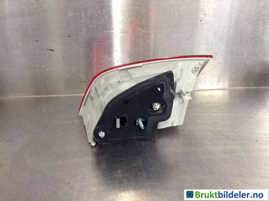 Baklykt venstre indre til Peugeot 508 2011-2014 (Type I, Fase 1)  (PEUGEOT|9686780580||6350 LZ)