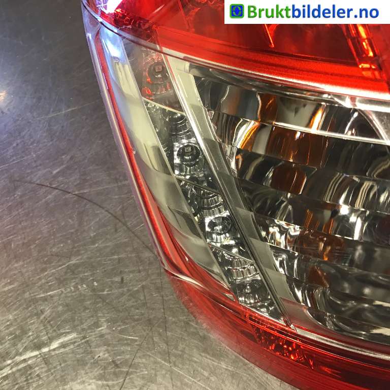 Baklykt venstre til Peugeot 508 2011-2014 (Type I, Fase 1)  (PEUGEOT|6350 LY|9686779580)