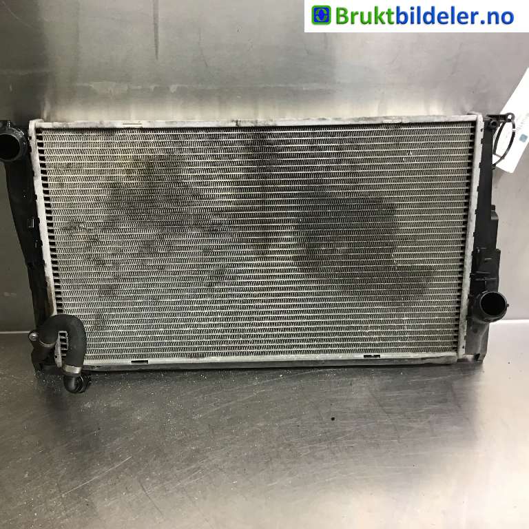 Radiator (automat gir) til BMW X1 2009-2015 (E84) (E84) (BMW|1711 7 788 903|5049625-3694Z019|)