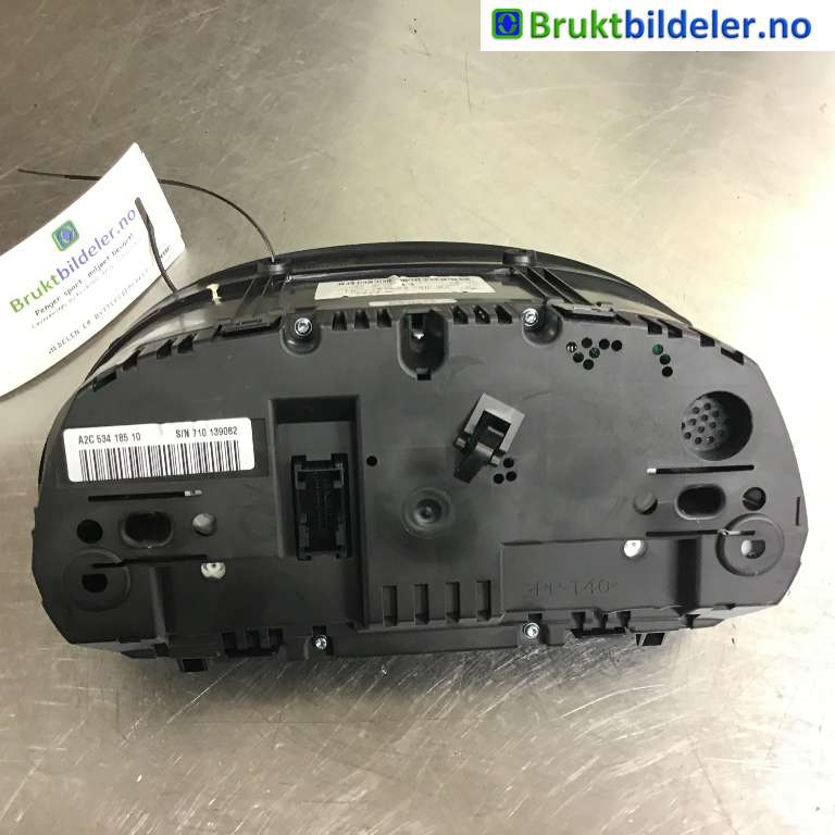 Instrumentpanel til BMW X1 2009-2015 (E84) (E84) (BMW|9242371-01|710 139 082|)
