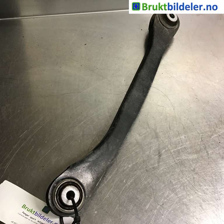 Bærebru høyre bak til BMW 5-Serie 2017-->> (G30/G31) (G30/G31) (BMW|33 32 6 861 126||33 32 686 1 125/126)
