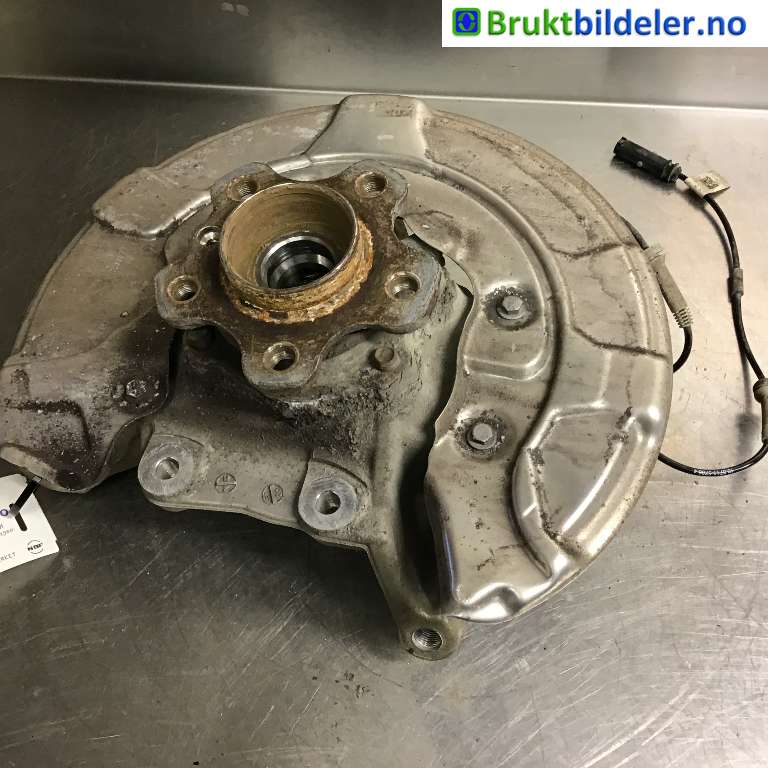 Hjulspindel høyre bak til BMW 5-Serie 2017-->> (G30/G31) (G30/G31) (BMW|33 30 6 866 336||33 30 6 866 338)