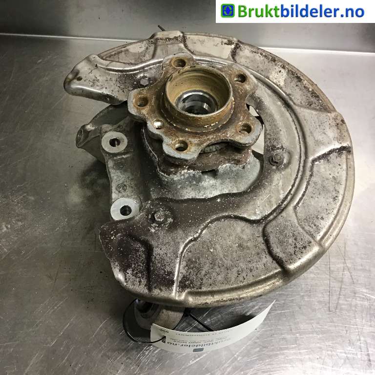 Hjulspindel venstre bak til BMW 5-Serie 2017-->> (G30/G31) (G30/G31) (BMW|33 30 6 866 335||33 30 6 866 337)