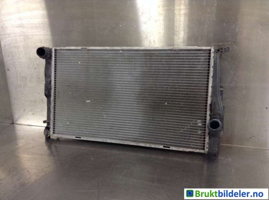 Radiator (manuell gir) til BMW X1 2009-2015 (E84) (E84) (BMW|9 542 688||17 11 7 788 903)