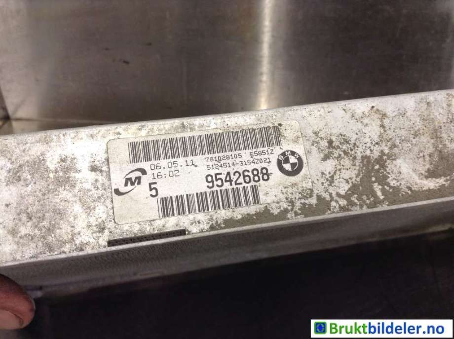 Radiator (manuell gir) til BMW X1 2009-2015 (E84) (E84) (BMW|9 542 688||17 11 7 788 903)