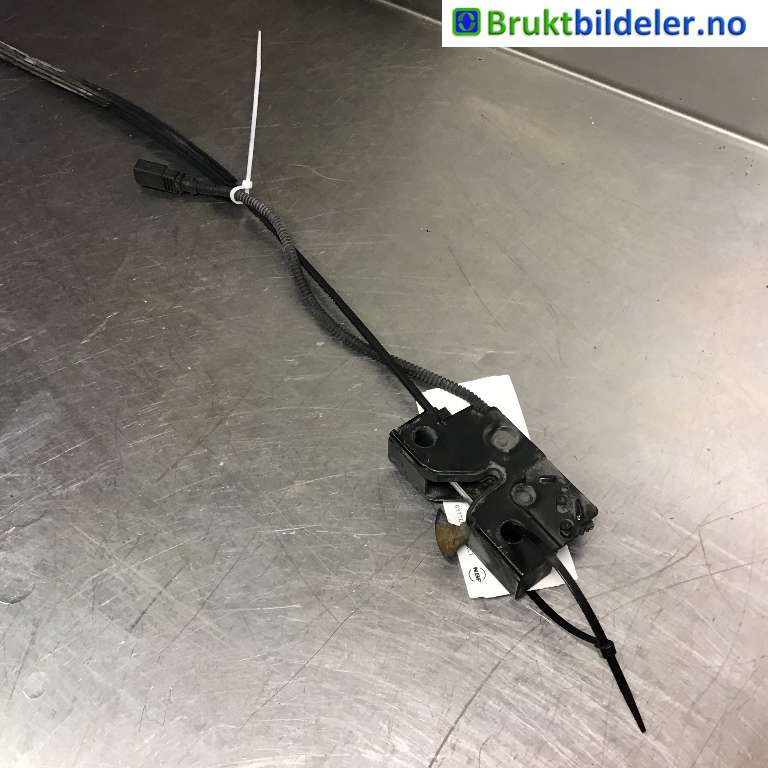 Panserlås til VW e-Golf, 2014-2017 (Fase 1)  (VOLKSWAGEN|5G1 823 509 B)