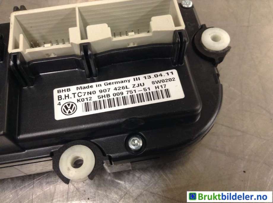 Varmeapparat betjening til VW Caddy 2010-2015 (Type III, Fase 2)  (VOLKSWAGEN|7N0 907 426 L|5HB 009 751-51|)