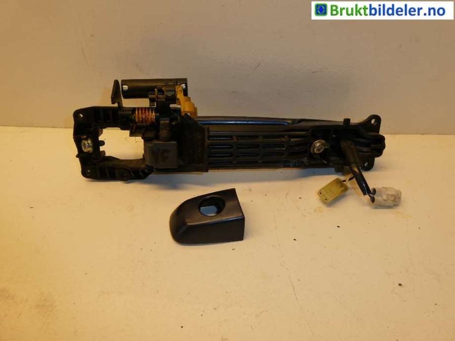 Dørhåndtak utv venstre foran til Suzuki SX4 2006-2009 (Type I, Fase 1)  (SUZUKI|)