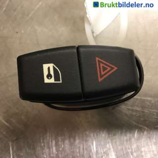 Bryter nødblink til BMW X1, 2009-2015 (E84) (E84) (BMW|6131-6 919 506-06)