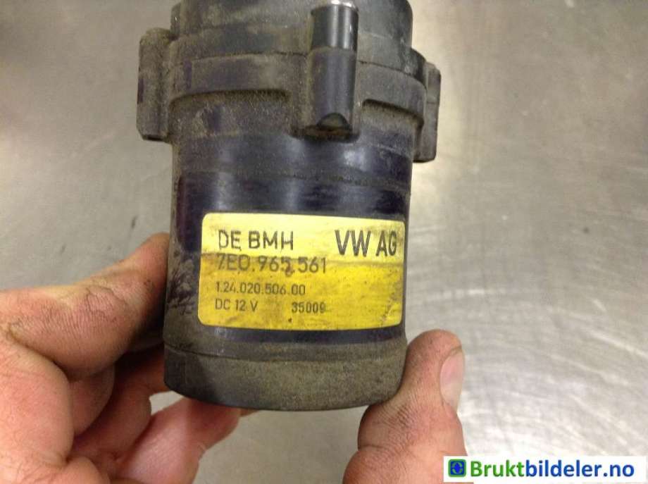 Sirkulasjonspumpe til VW Transporter / Caravelle 2009-2015 (Fase 2) (T5) (T5) (VOLKSWAGEN|7E0 965 561|)