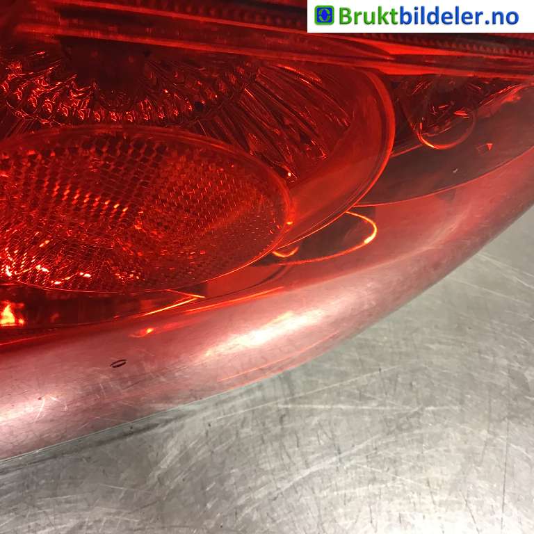 Baklykt høyre til Mitsubishi Lancer 2003-2007  (MITSUBISHI||P3101R)