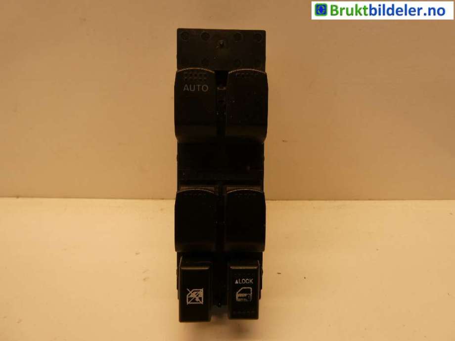 Bryter ruteheis til Suzuki SX4, 2006-2009 (Type I, Fase 1)  (SUZUKI|64J20-1604T)