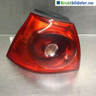 Baklykt venstre til VW Golf V, Combi, 2003-2008  (VOLKSWAGEN|1K6 945 095N|02S28490102)