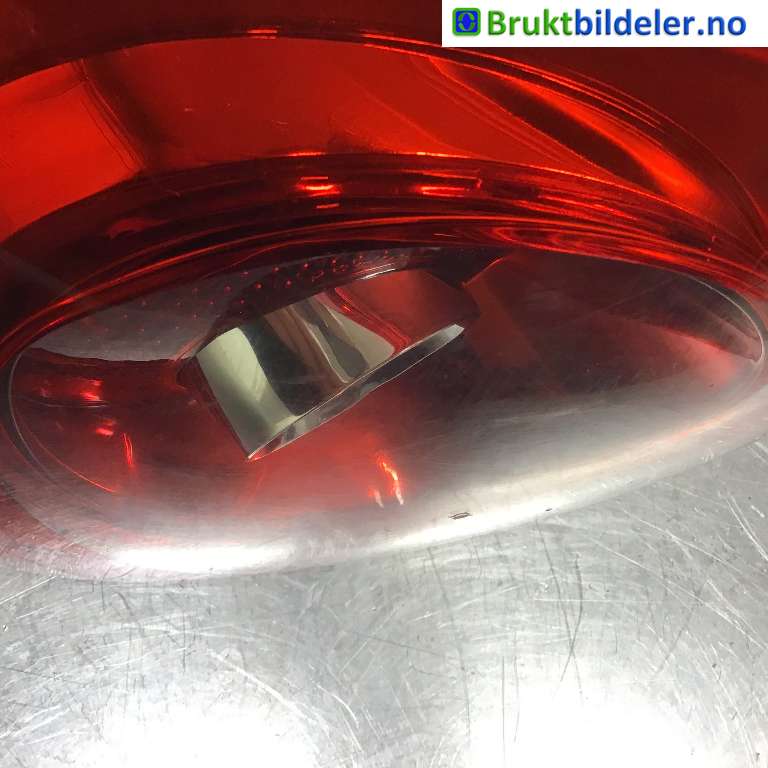 Baklykt venstre til VW Golf V, Combi 2003-2008  (VOLKSWAGEN|1K6 945 095N|02S28490102|)