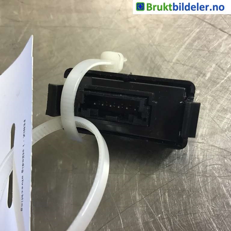 Bryter diverse til Hyundai Kona 2017-2021 (Type I, Fase 1) (HYUNDAI|95580-J9000|3K5840-1000|)