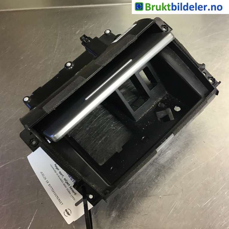 Innredning diverse til Hyundai Kona 2017-2021 (Type I, Fase 1)  (HYUNDAI|84650-K4700TRY|20180616-094945|)
