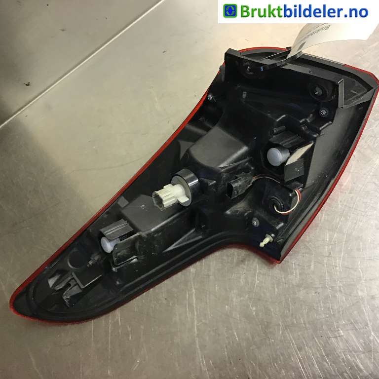 Baklykt høyre til Nissan Qashqai 2014-2021 (Type II) (NISSAN|26550-4EA0A|)