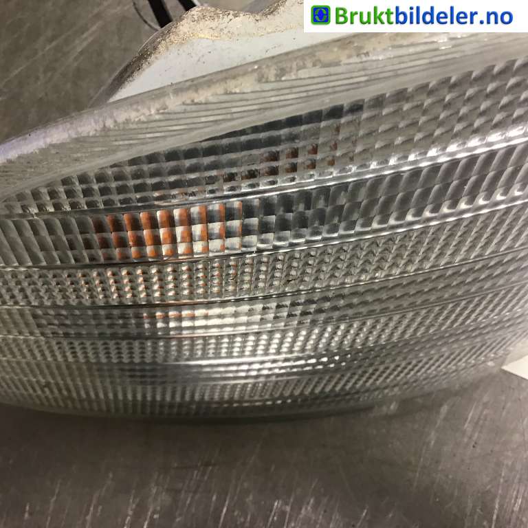 Blinklykt venstre til Mercedes Vito/Viano 1996-2003 (W638) (W638) (MERCEDES|A 638 820 08 21|)