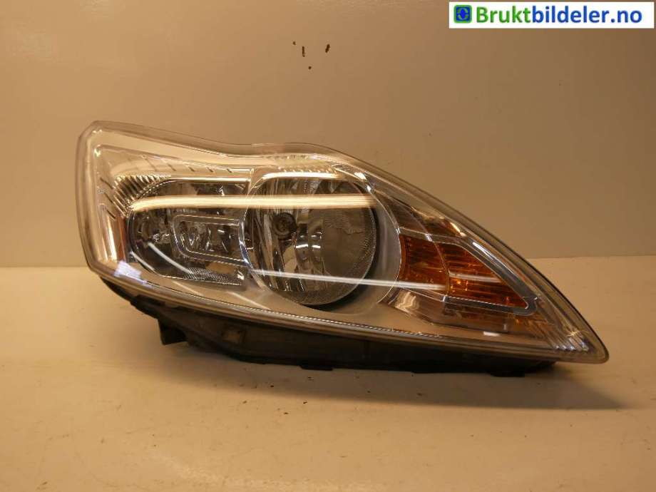 Frontlykt høyre halogen til Ford Focus 2008-2010 (Type II, Fase 2) (FORD|8M51-13100-AC|)