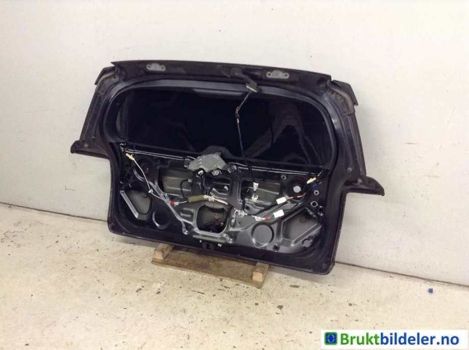 Bakluke combi til Toyota Urban Cruiser 2009-2014  (TOYOTA|67005-52B30|)